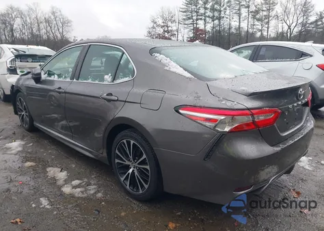 2018 Toyota Camry Se из США, поврежденный, VIN 4T1B11HK8JU019564